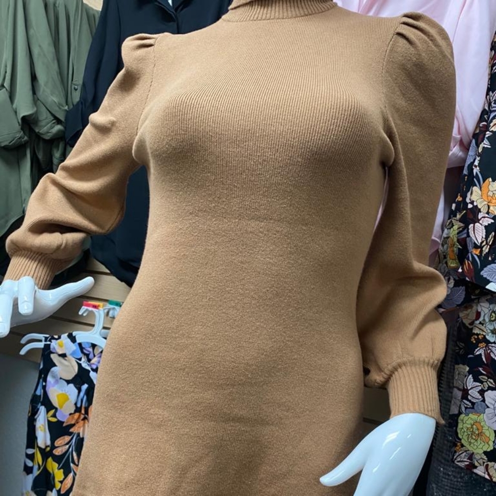 Dress - Picture 3 of 3